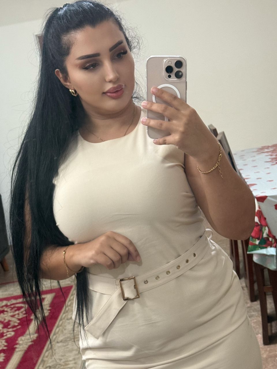 High profile Russian and Indian genuine model available in indore full cash payment